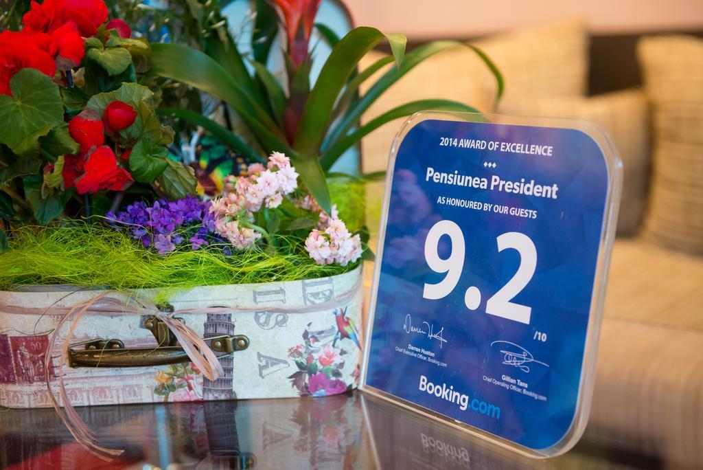 Pensiunea President Deva Exteriér fotografie
